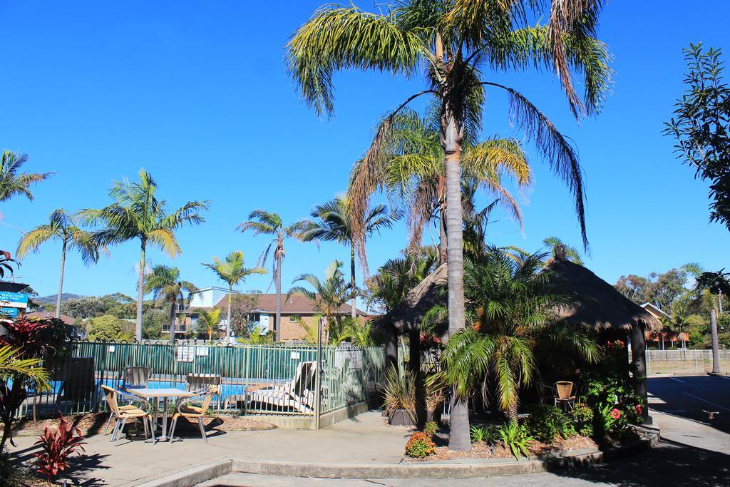 Oceanside Hawks Nest Hotel Exterior photo
